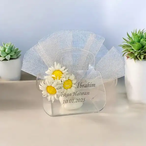 Pleksi Çantalı Nikah Şekeri – Papatya